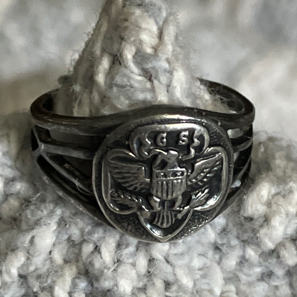Vintage Girl Scouts adjustable ring - Picture 1 of 3
